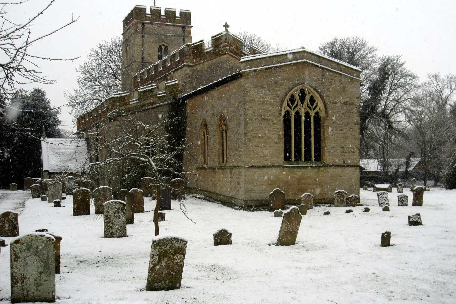 Photo showing: All Saints Church at Lathbury
