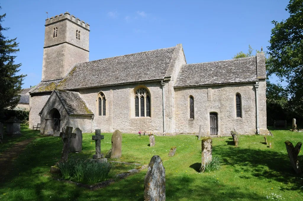 Photo showing: Coln Rogers church