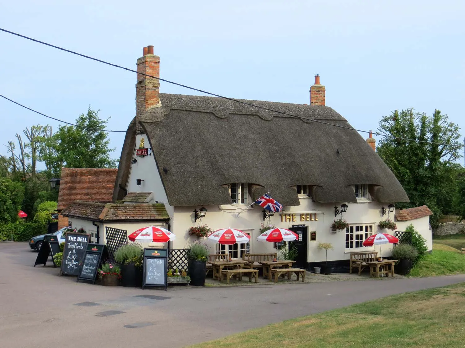 Photo showing: The Bell in Chearsley