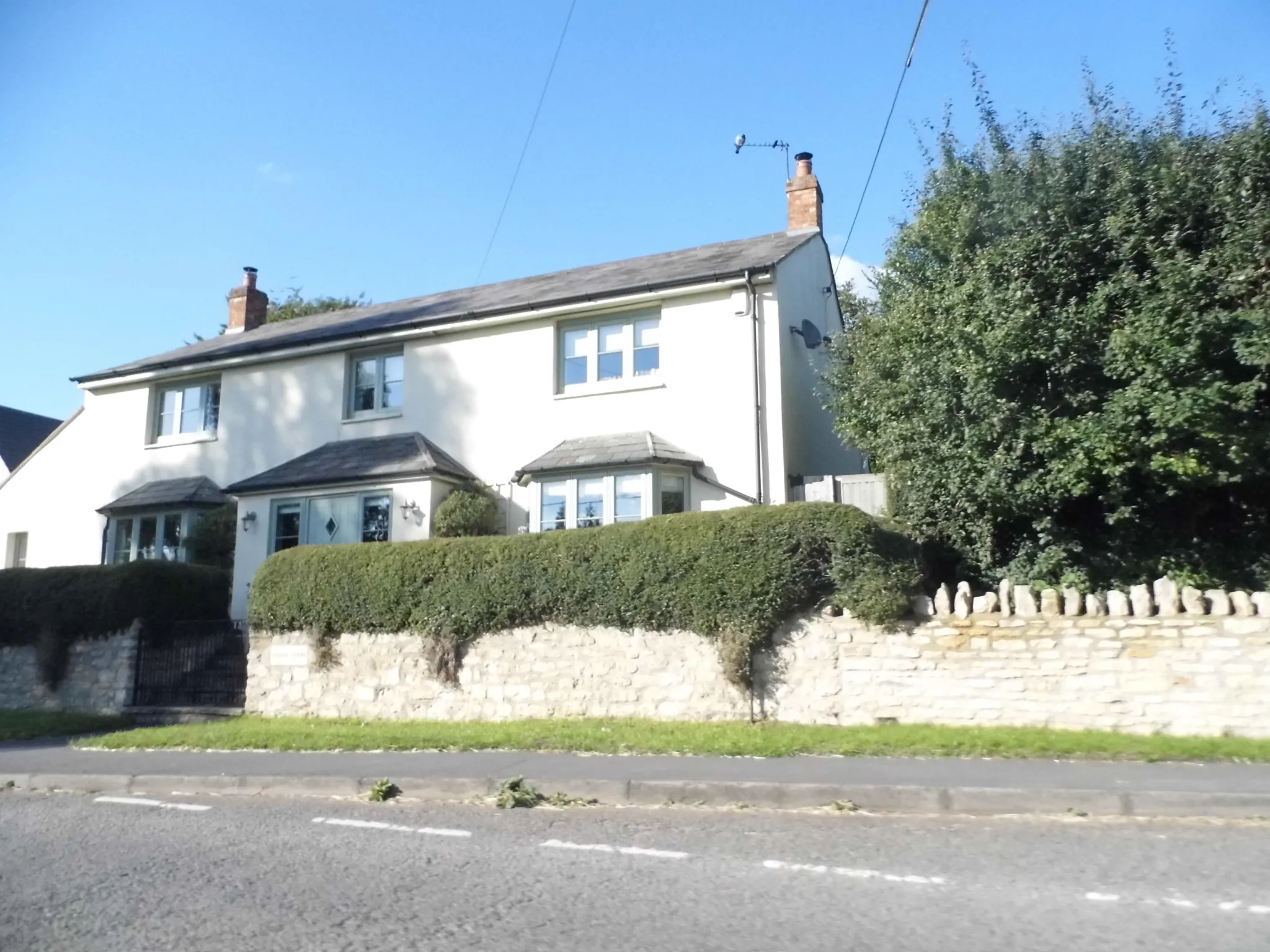 Photo showing: Cottage on Thame Road, Long Crendon