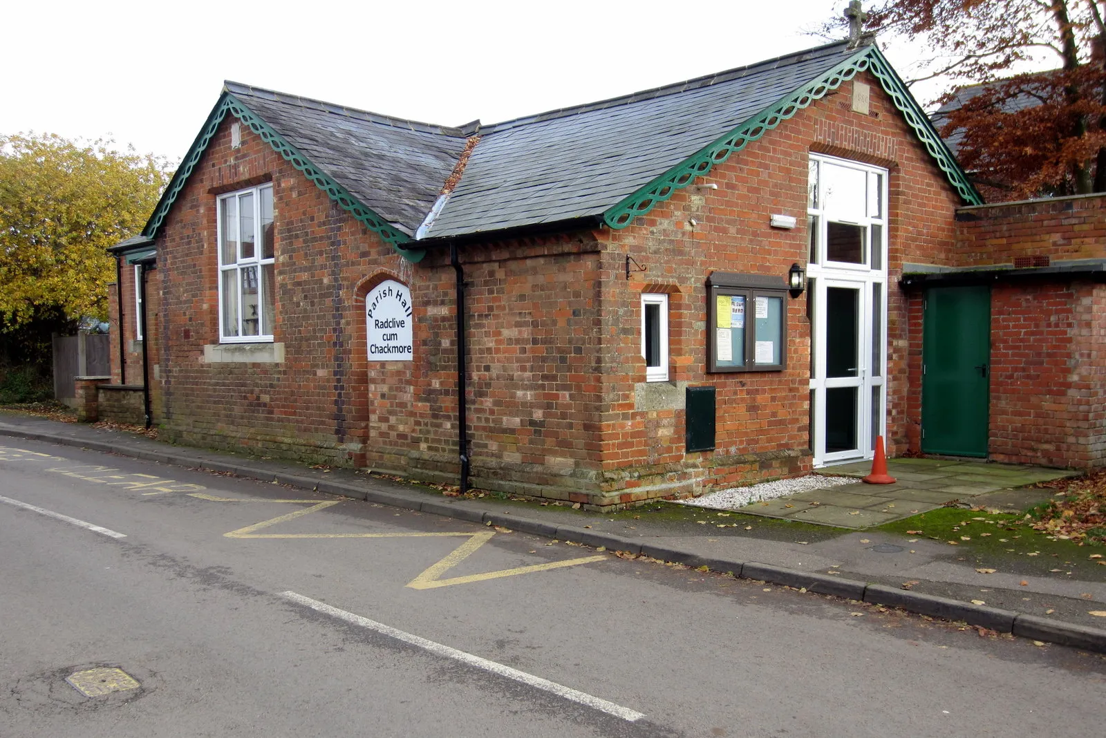 Photo showing: Chackmore Parish Hall