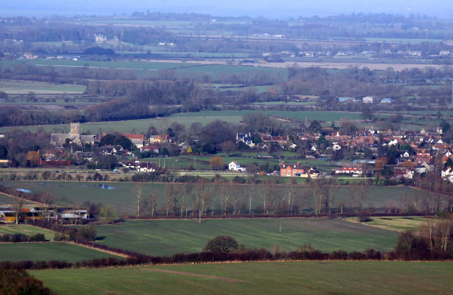 Photo showing: Uffington from White Horse Hill