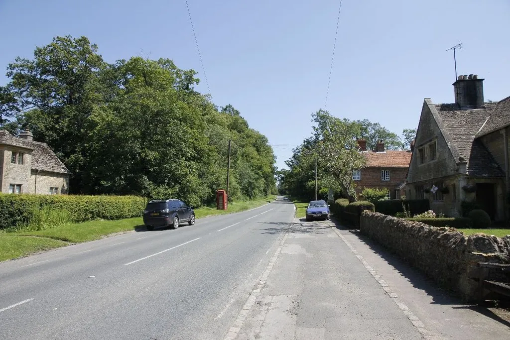 Photo showing: A417 Eaton Hastings