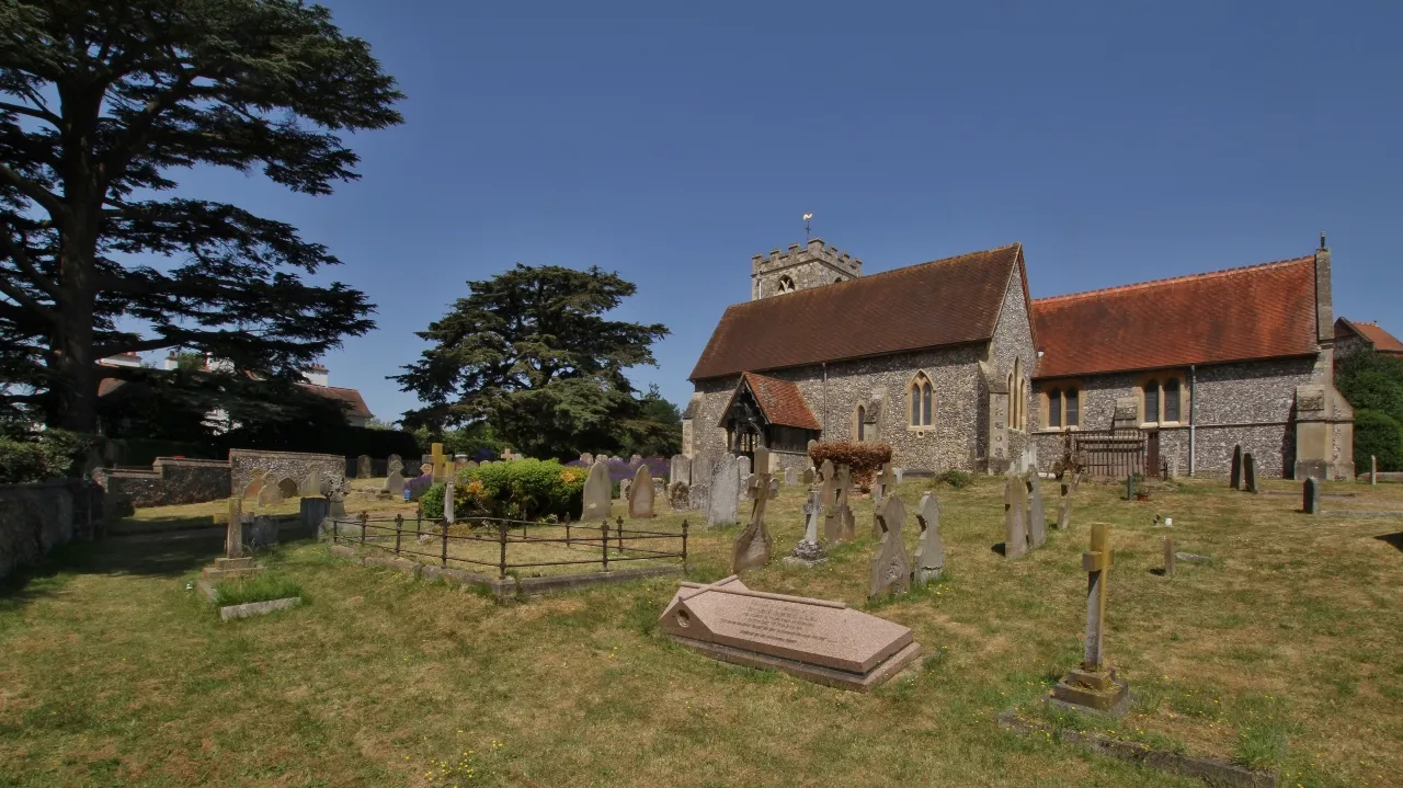 Photo showing: Parish church of SS Peter and Paul, Shiplake, Oxfordshire, seen from south-southeast