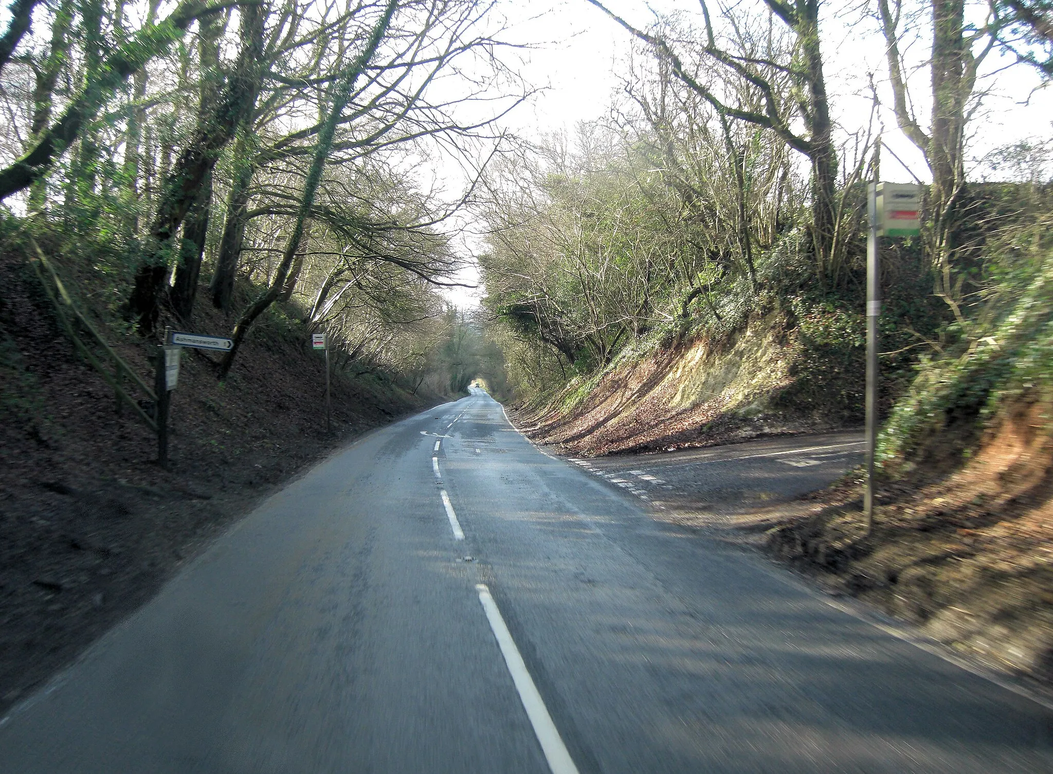 Photo showing: A343 southwest of Three Legged Cross