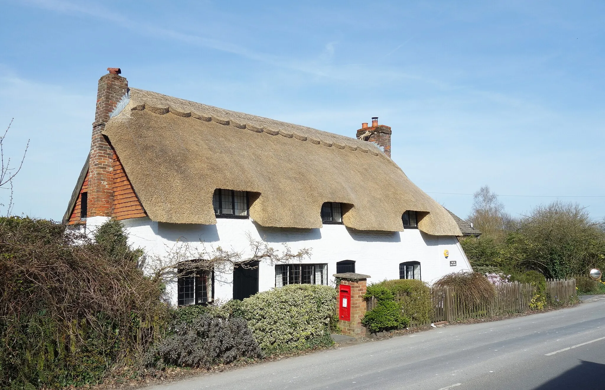 Photo showing: Brimpton, Old Post Office