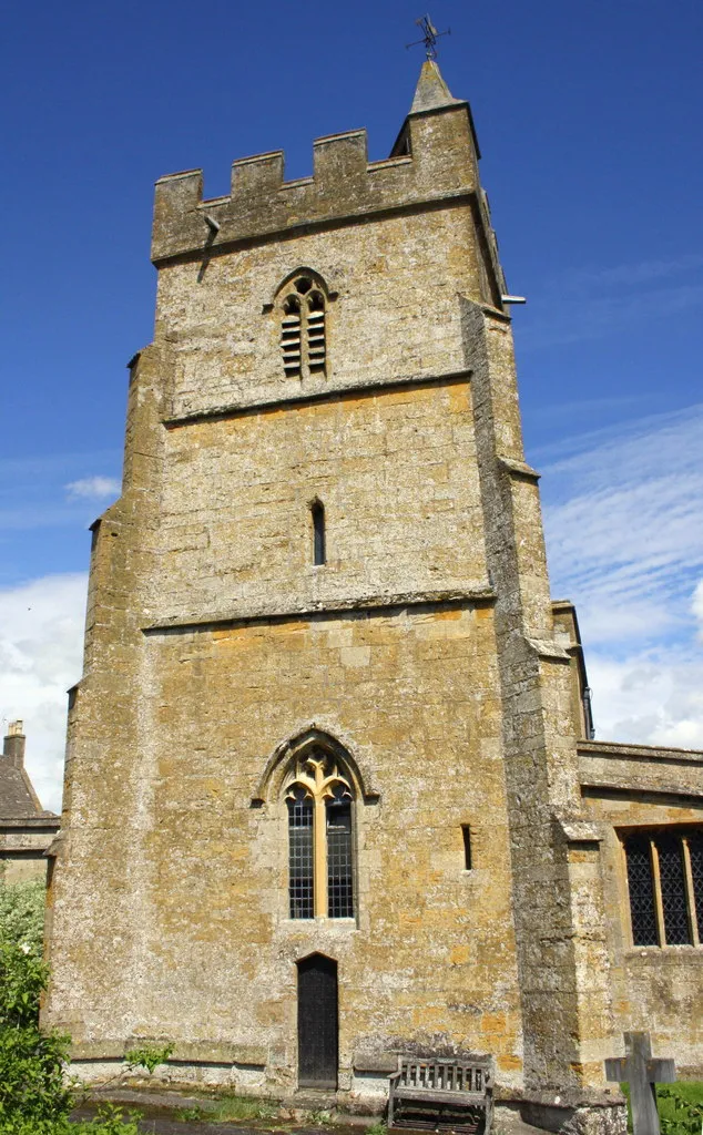 Photo showing: The tower of St Lawrence's Church