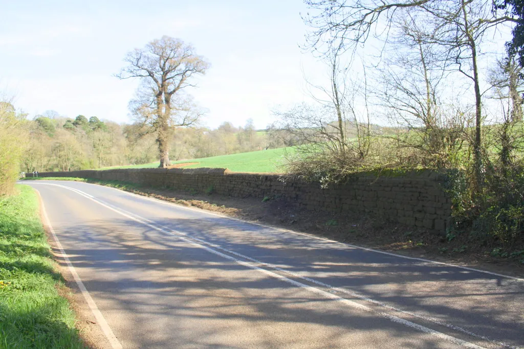 Photo showing: A422 (Stratford Road) heading towards Drayton