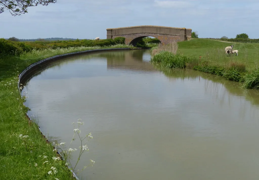 Photo showing: Bridge 126: Stoneton Bridge