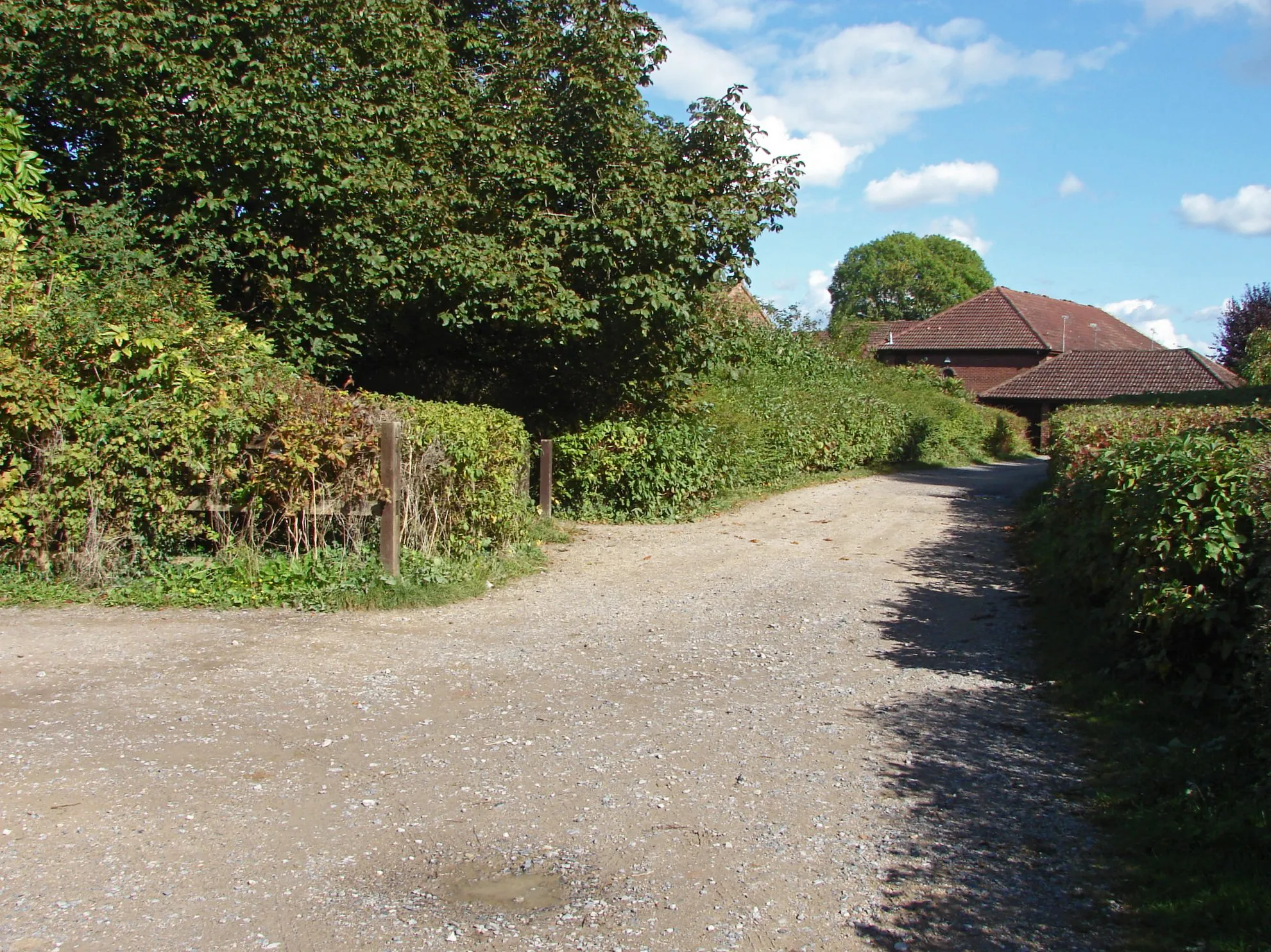 Photo showing: Access road to Recreation ground