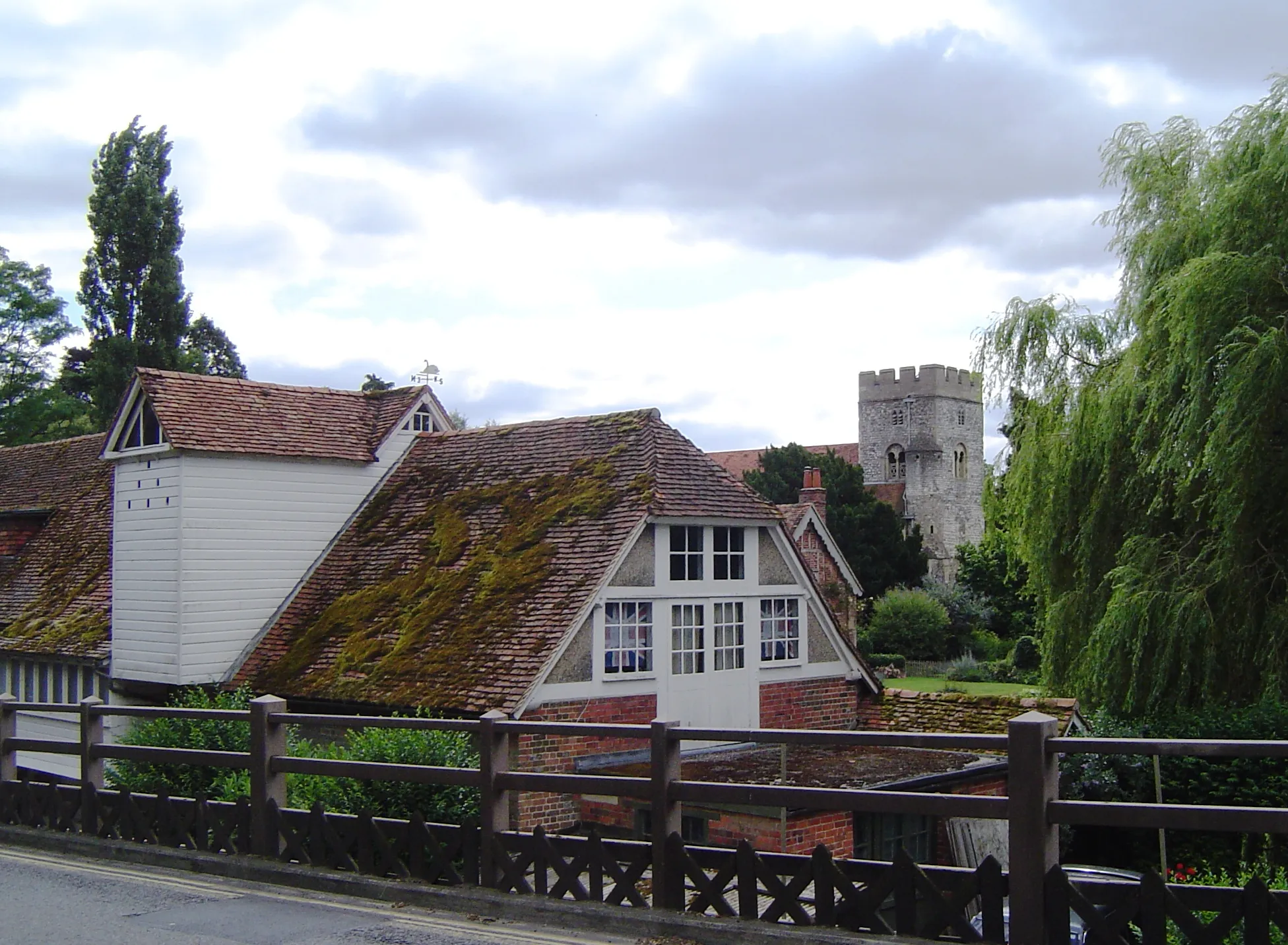 Photo showing: Goring, Oxfordshire, with the mill and church