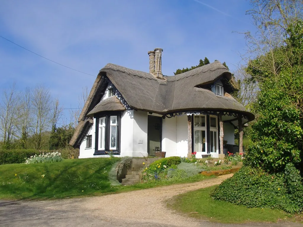 Photo showing: Cottage orné: The Lodge, Sulham (1)