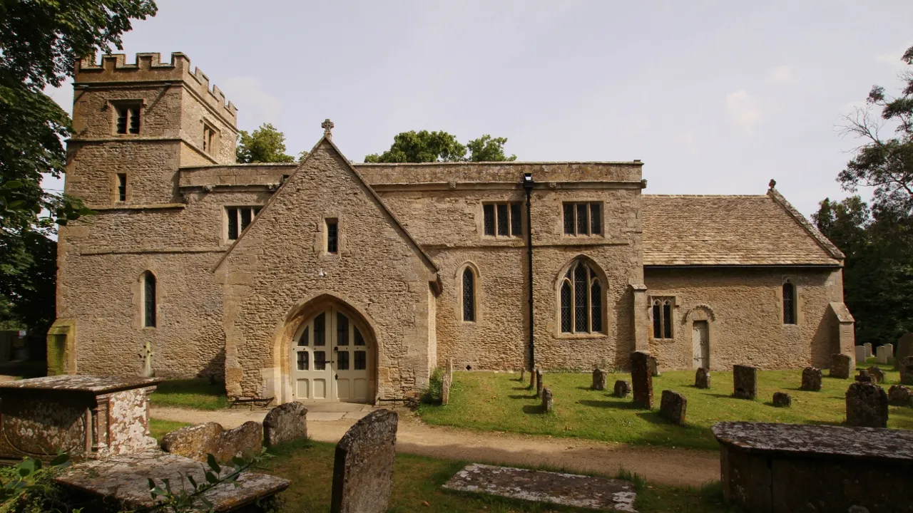 Photo showing: St Mary the Virgin parish church, Black Bourton, Oxfordshire, seen from the south