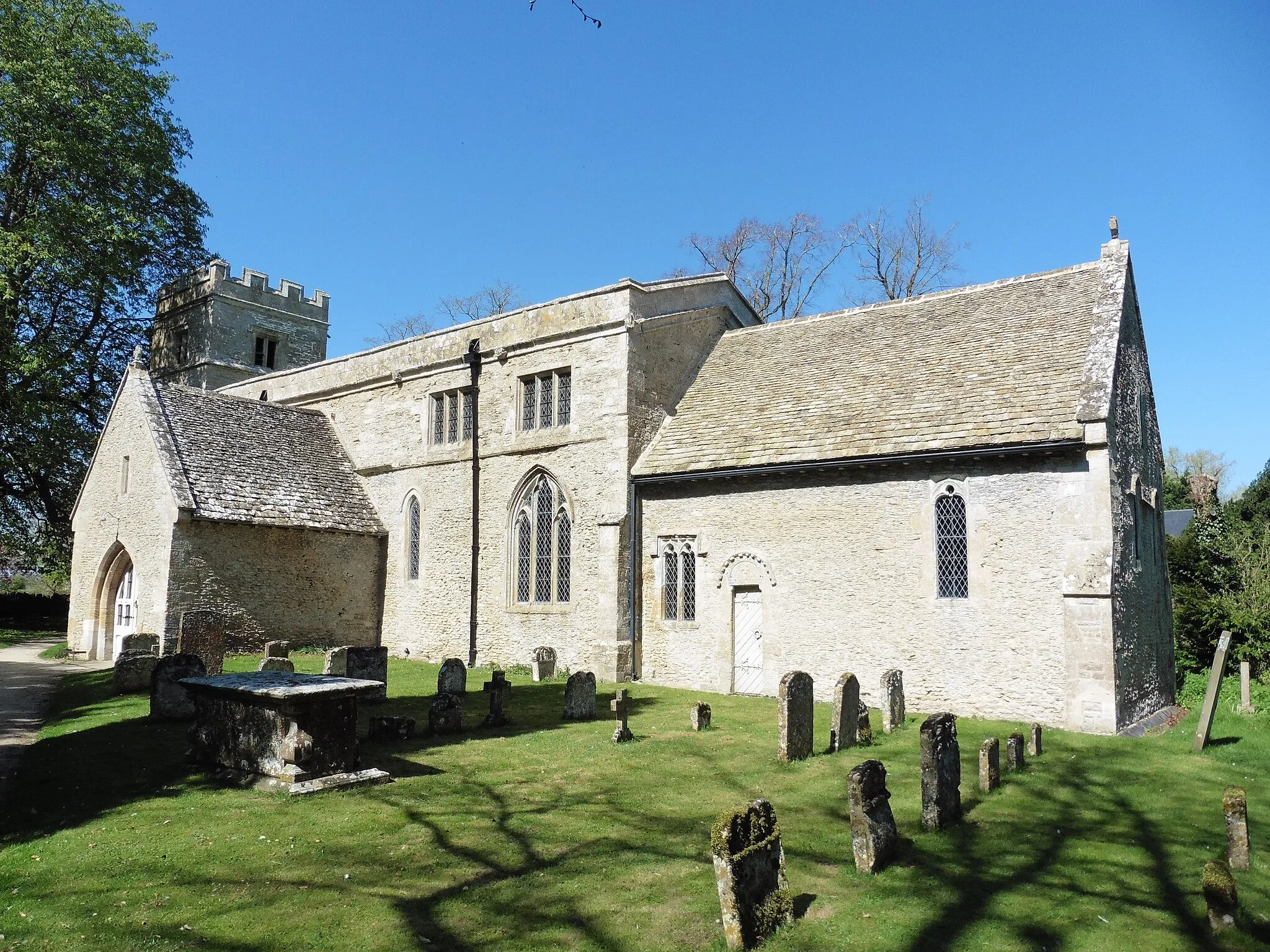 Photo showing: Black Bourton, St Mary the Virgin