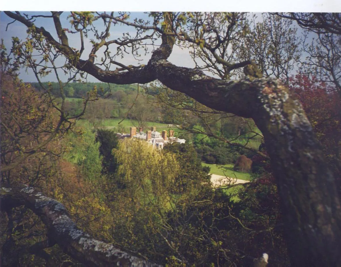 Photo showing: Bourne House, East Woodhay. Photo taken spring 1997, by R. W. de Salis.