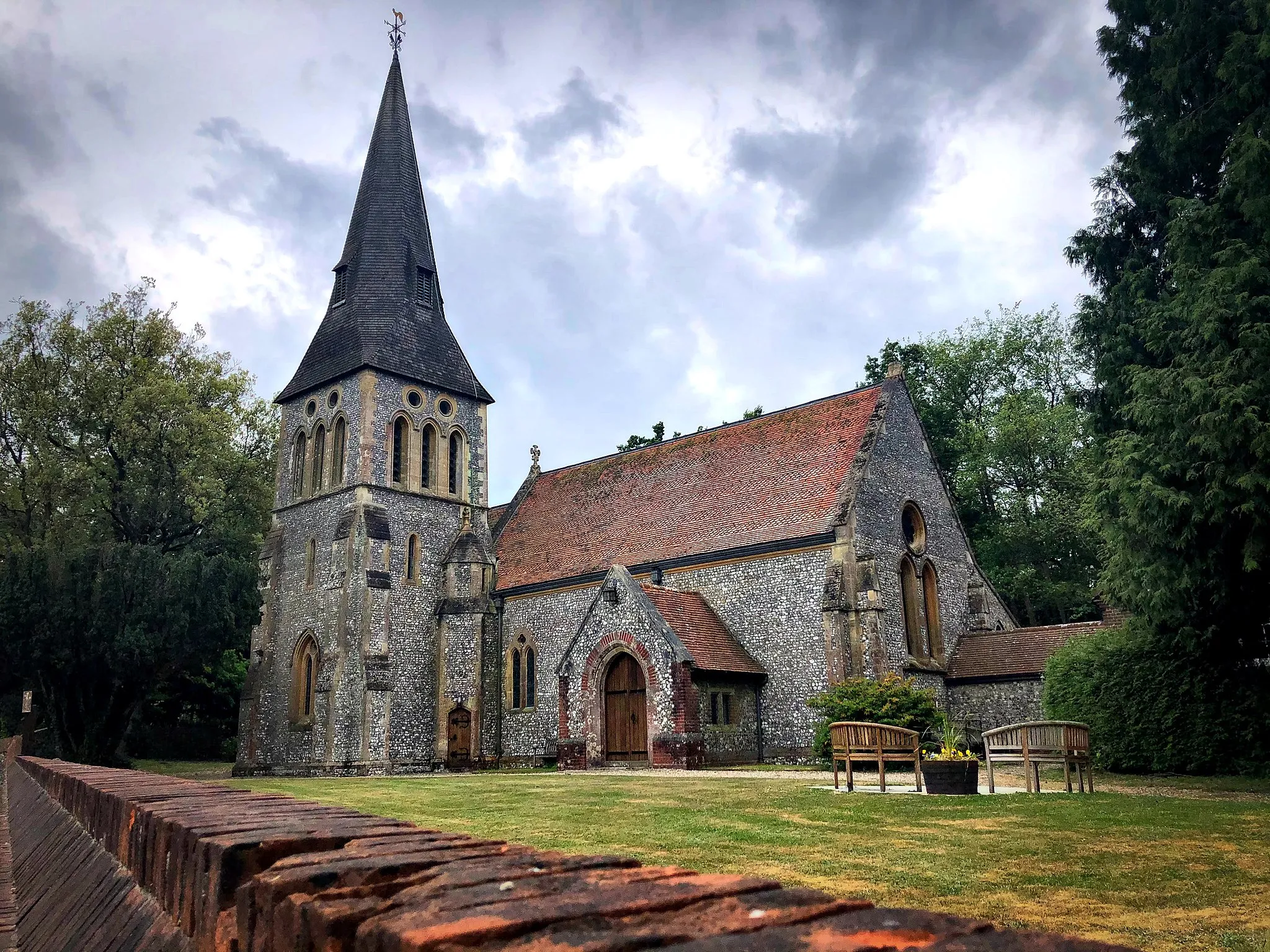 Photo showing: Highclere Church In United Kingdom near Newbury