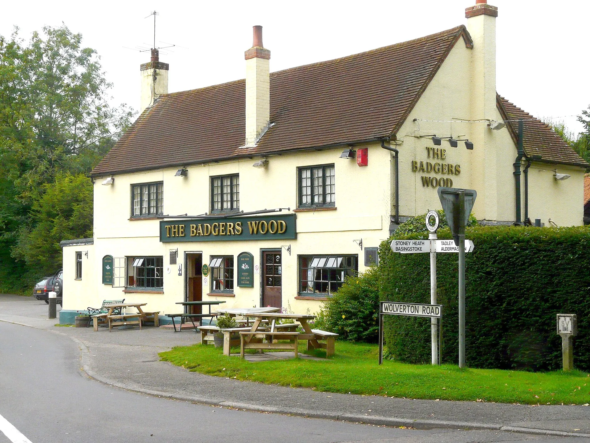 Photo showing: Many people think the name "Baughurst" is derived from the Old English "wood of the badger", indeed the pub in the village is named "The Badger's Wood".