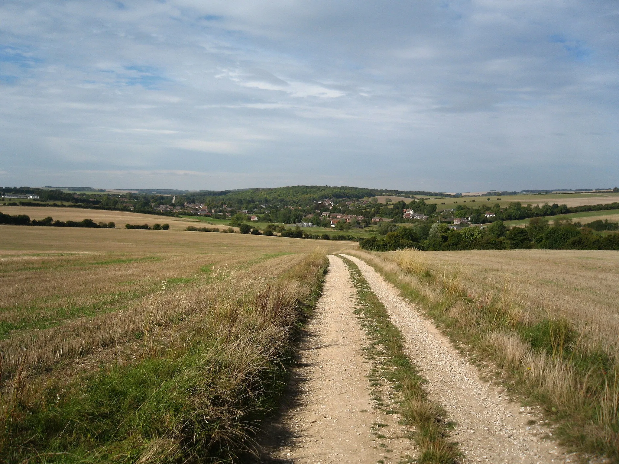 Photo showing: Lambourn, Berkshire from south-east