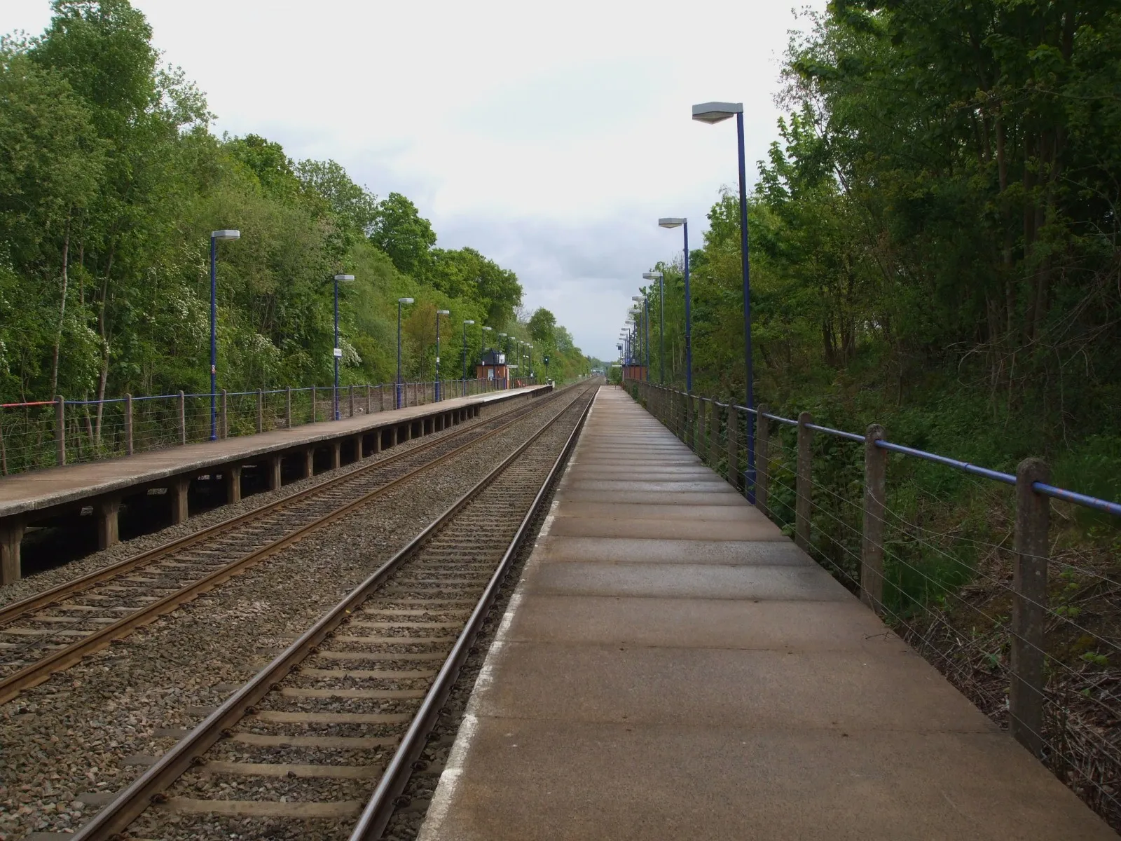 Photo showing: Denham Golf Club station looking east