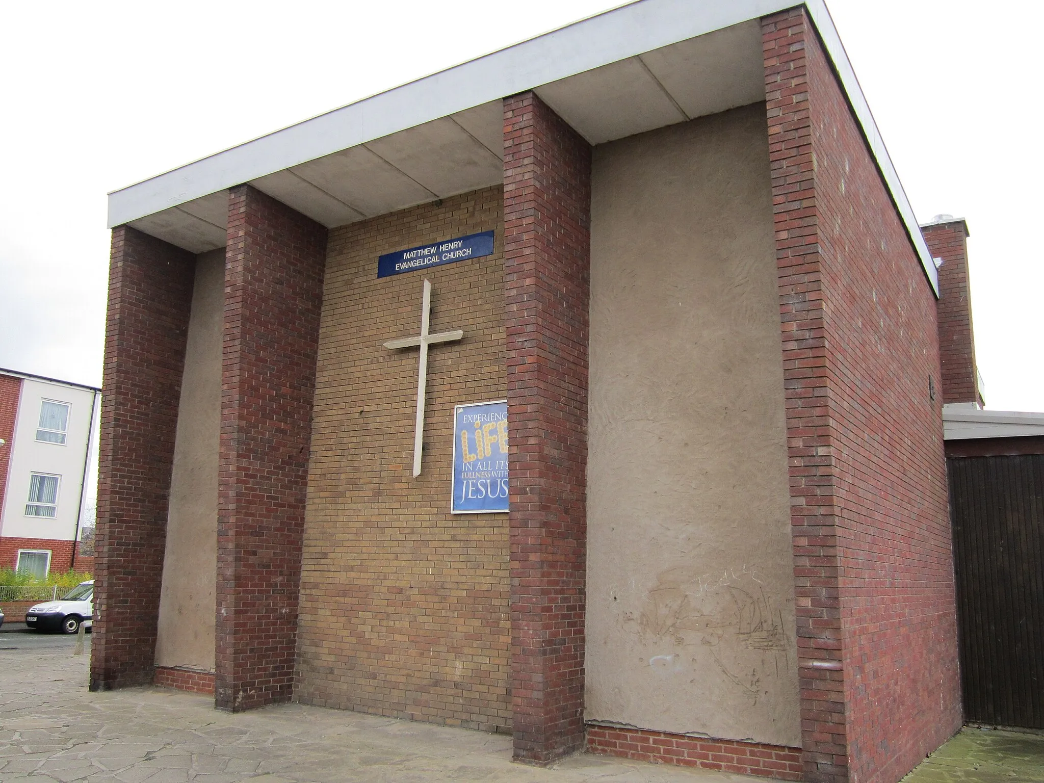 Photo showing: Matthew Henry Evangelical Church, Blacon, Chester, England