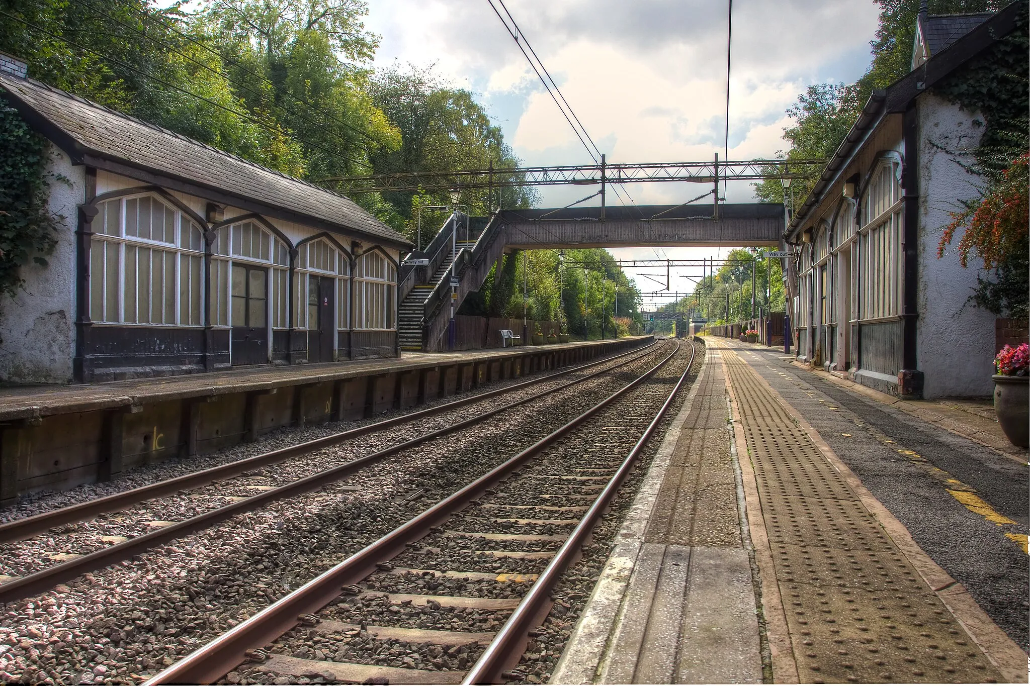 Photo showing: Photograph taken inside Prestbury railway station in Cheshire UK, September 2011