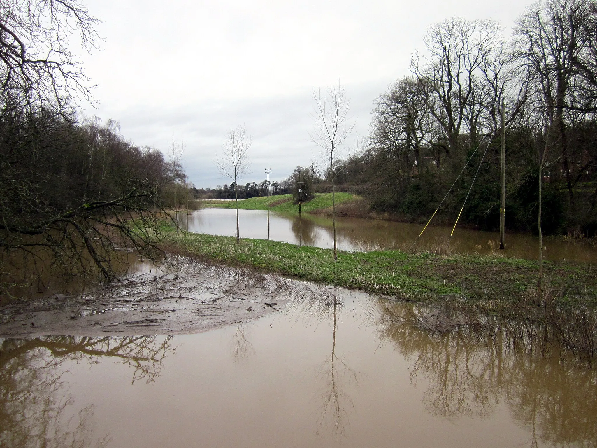 Photo showing: Aldford Brook in Flood