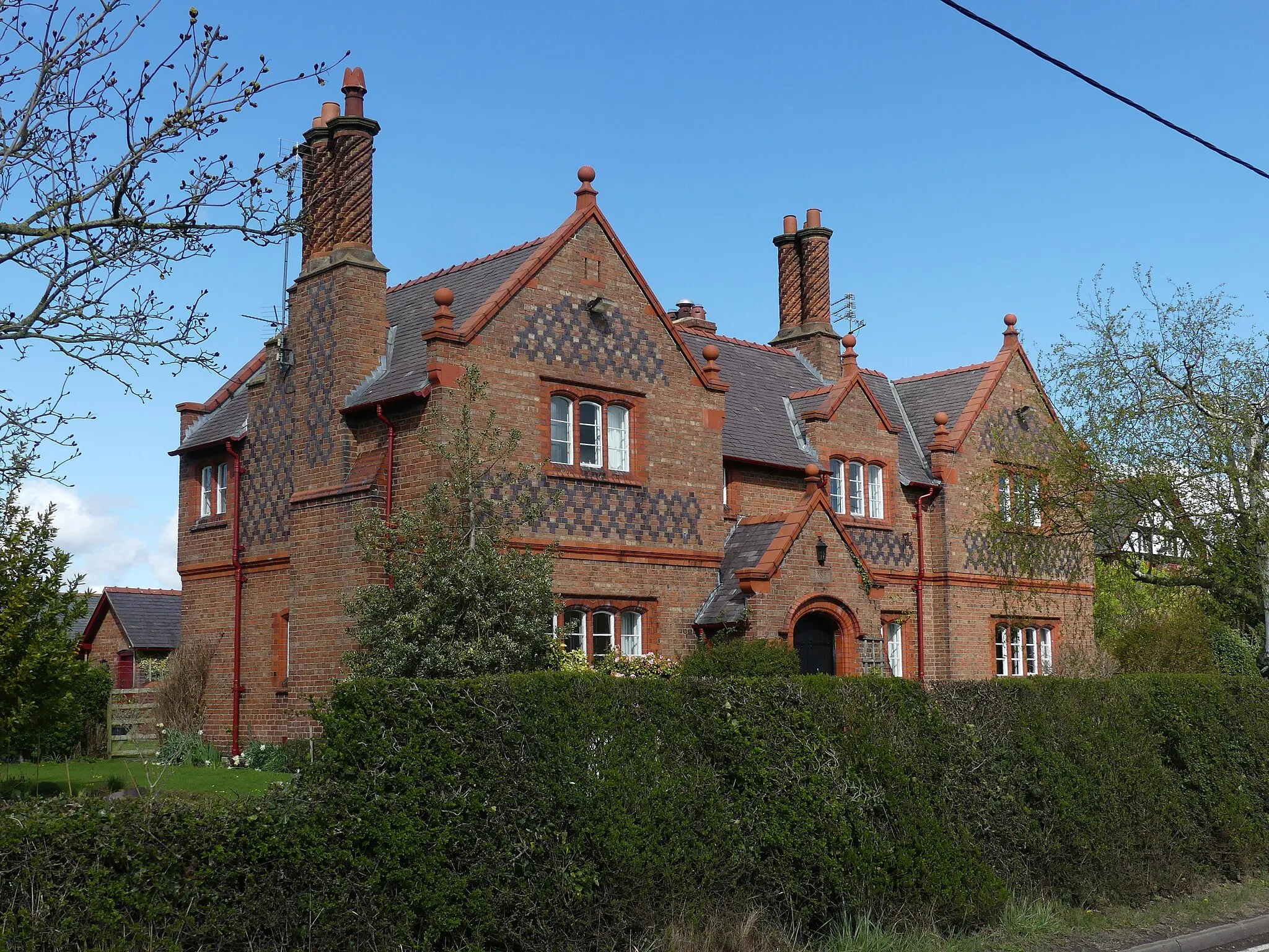 Photo showing: Broadhey Farm Farmhouse: Grade II listed building in Lower Kinnerton, Cheshire