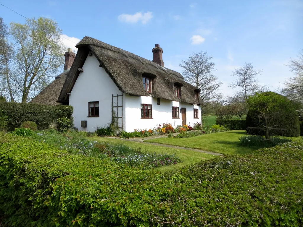 Photo showing: Cottage in Comberbach