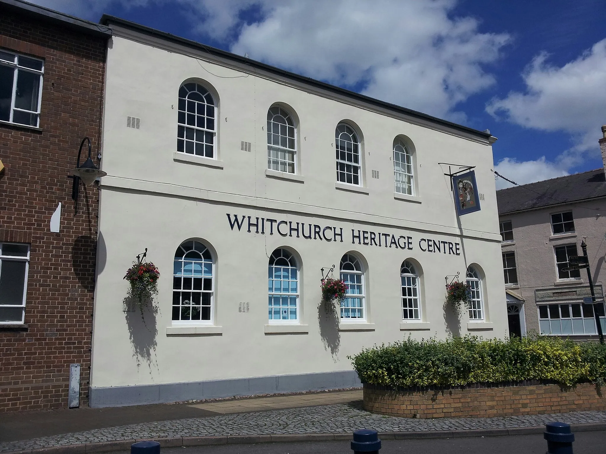Photo showing: Exterior of Whitchurch Heritage Centre