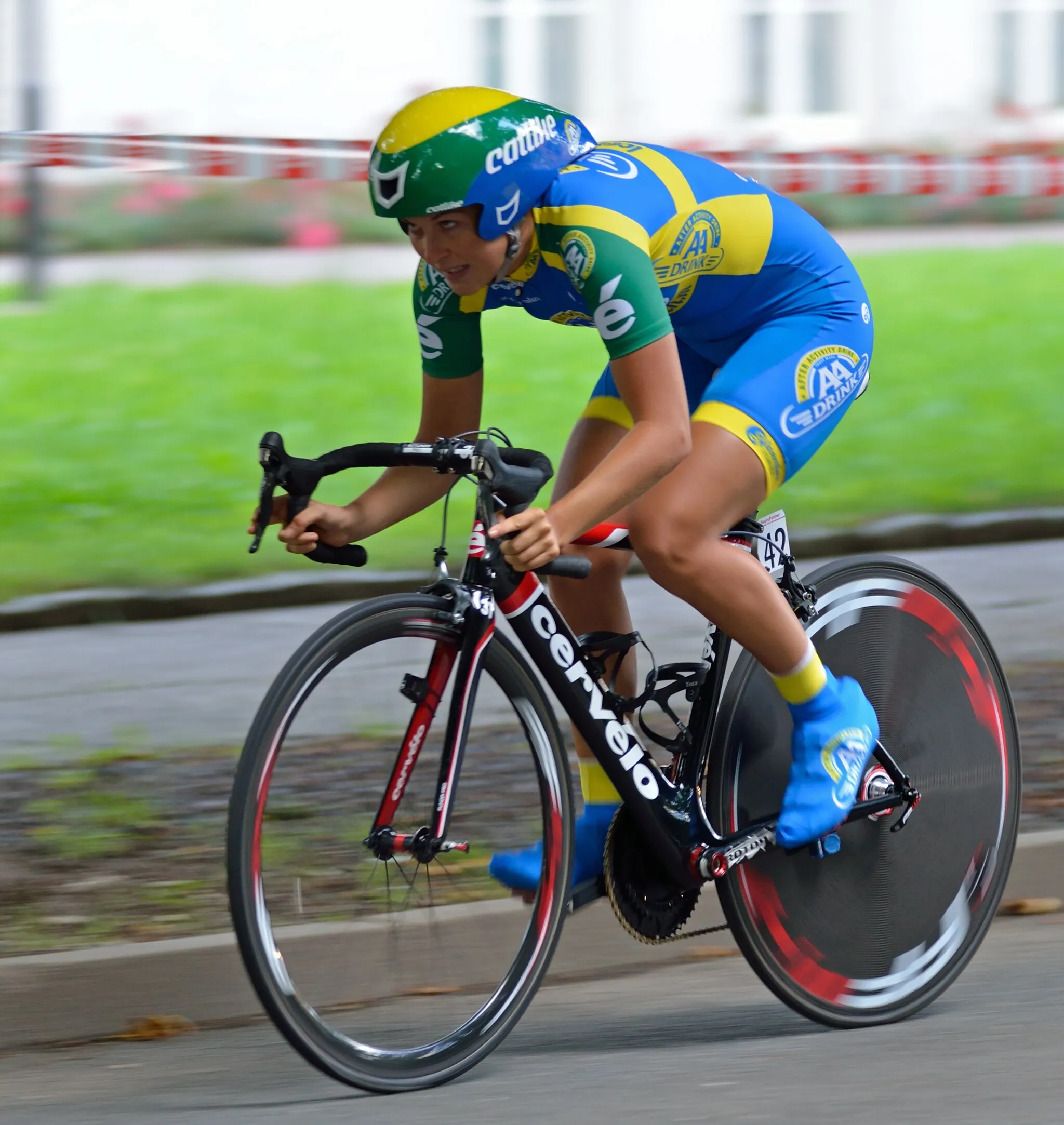 Photo showing: Lucy Martin from the AA Drink-leontien.nl team during the Women's Tour of Thuringia 2012 in Zwickau, Germany.