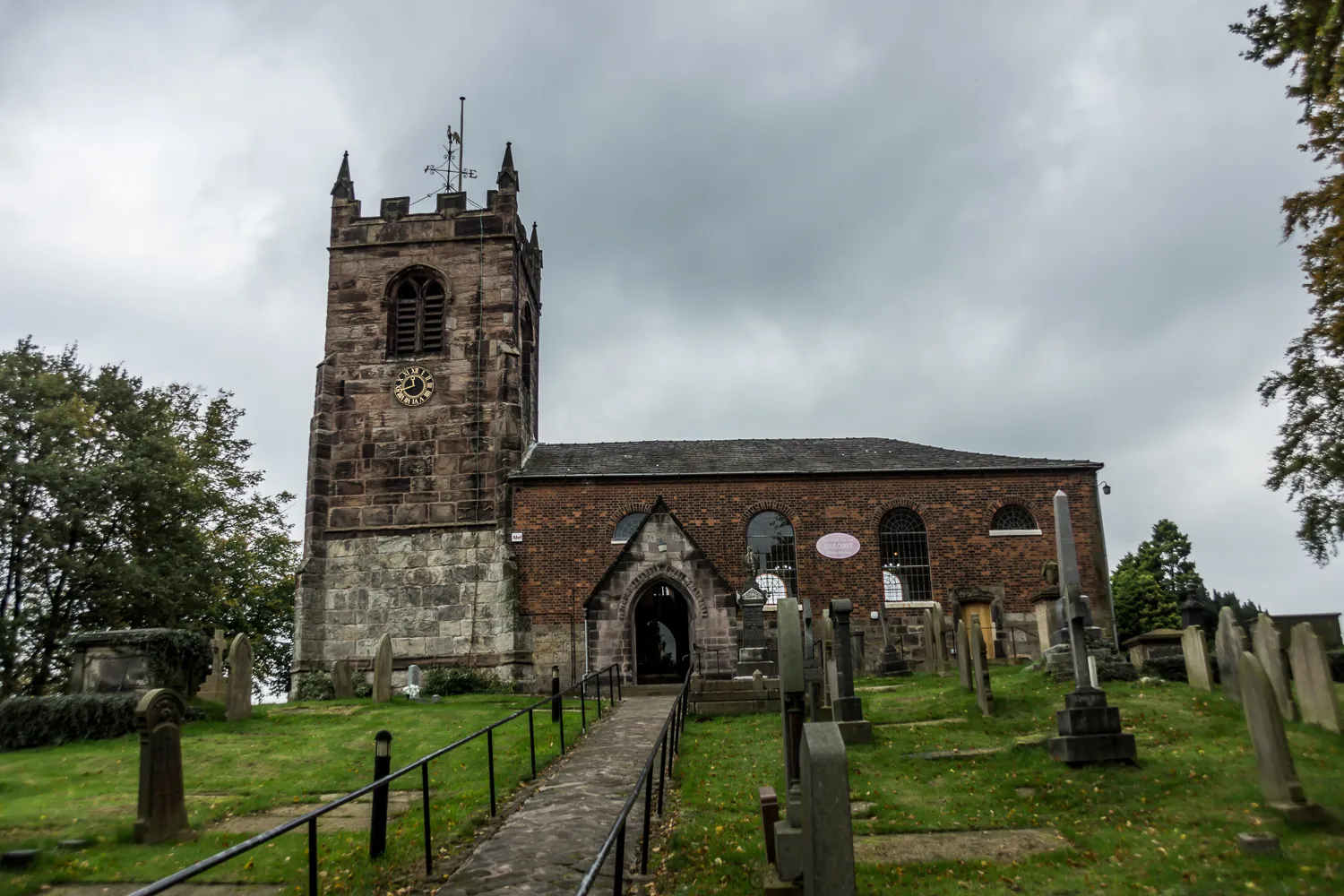 Photo showing: All Saints' Church, Church Lawton