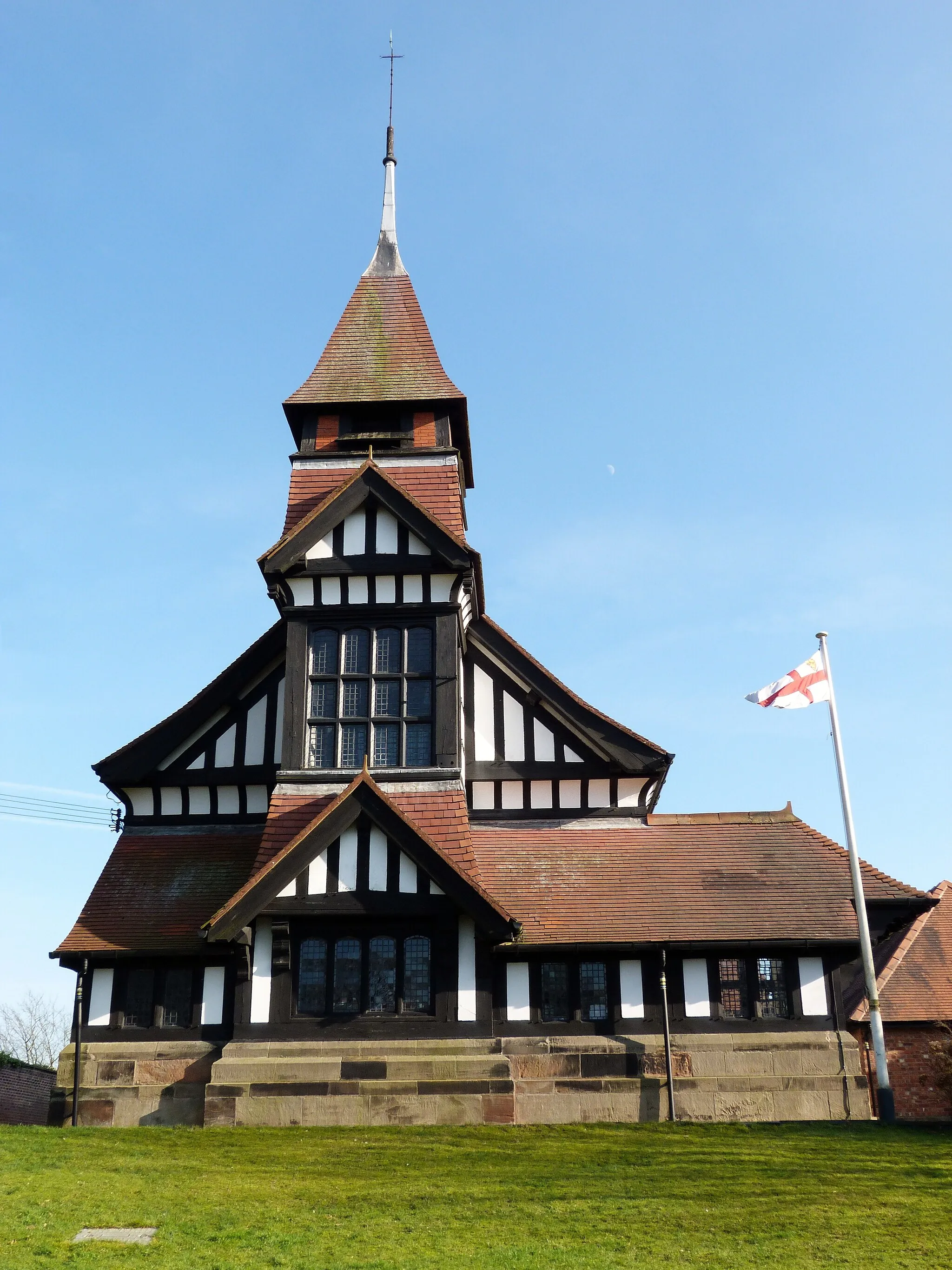 Photo showing: St John's parish church, The Avenue, High Legh, Cheshire, seen from the west