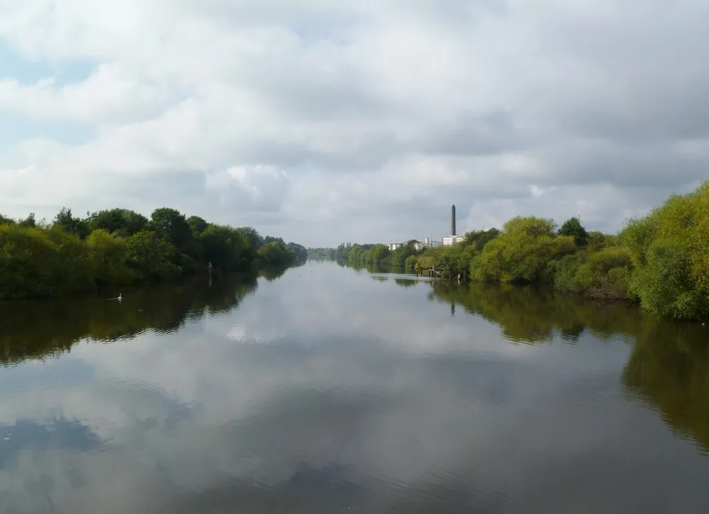 Photo showing: Cadishead, Manchester Ship Canal