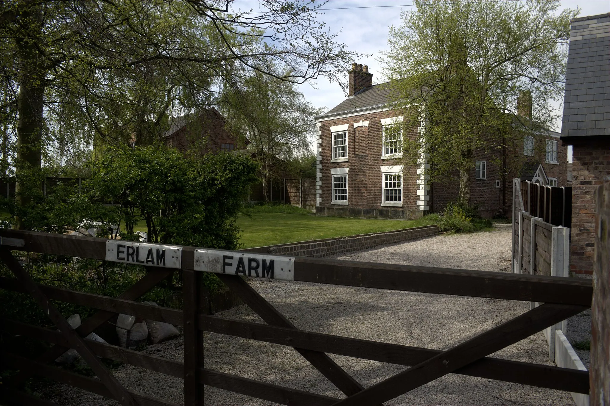 Photo showing: One of the more expensive properties, a farm, in Partington, Greater Manchester.