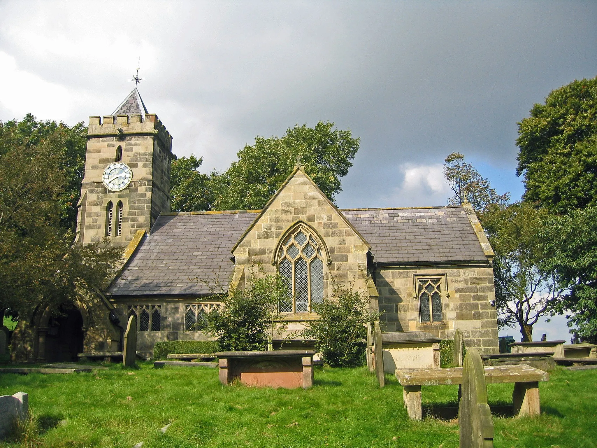 Photo showing: St Peter's parish church, Delamere, Cheshire, seen from the south