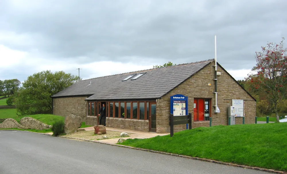 Photo showing: Visitor Centre at Tegg's Nose Country Park, Cheshire