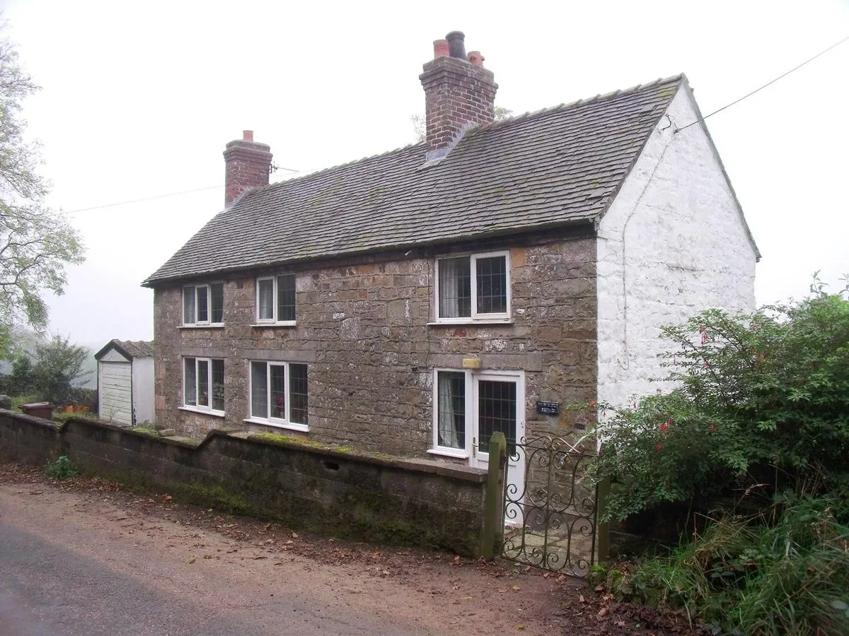 Photo showing: Ashenhurst Cottage