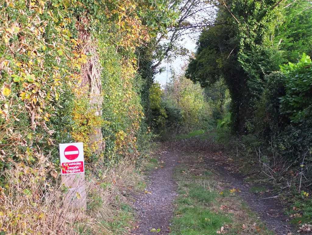 Photo showing: Footpath from Church Road, Little Leigh to Bridge 204 on the Trent and Mersey Canal