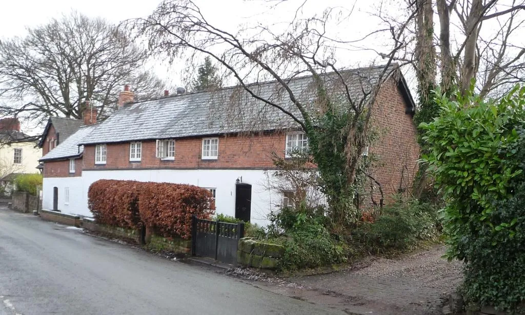 Photo showing: House[s] on Birch Heath Lane, Christleton