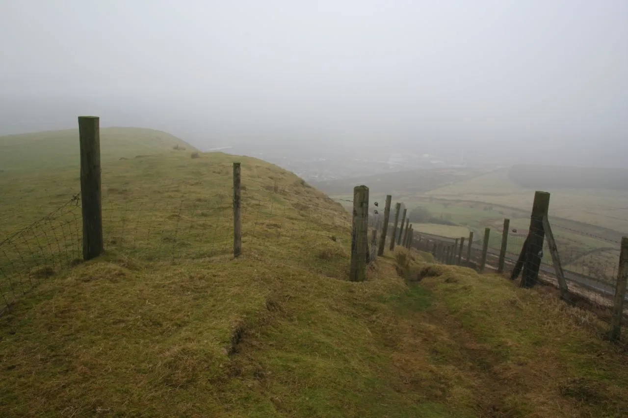 Photo showing: On Cown Edge