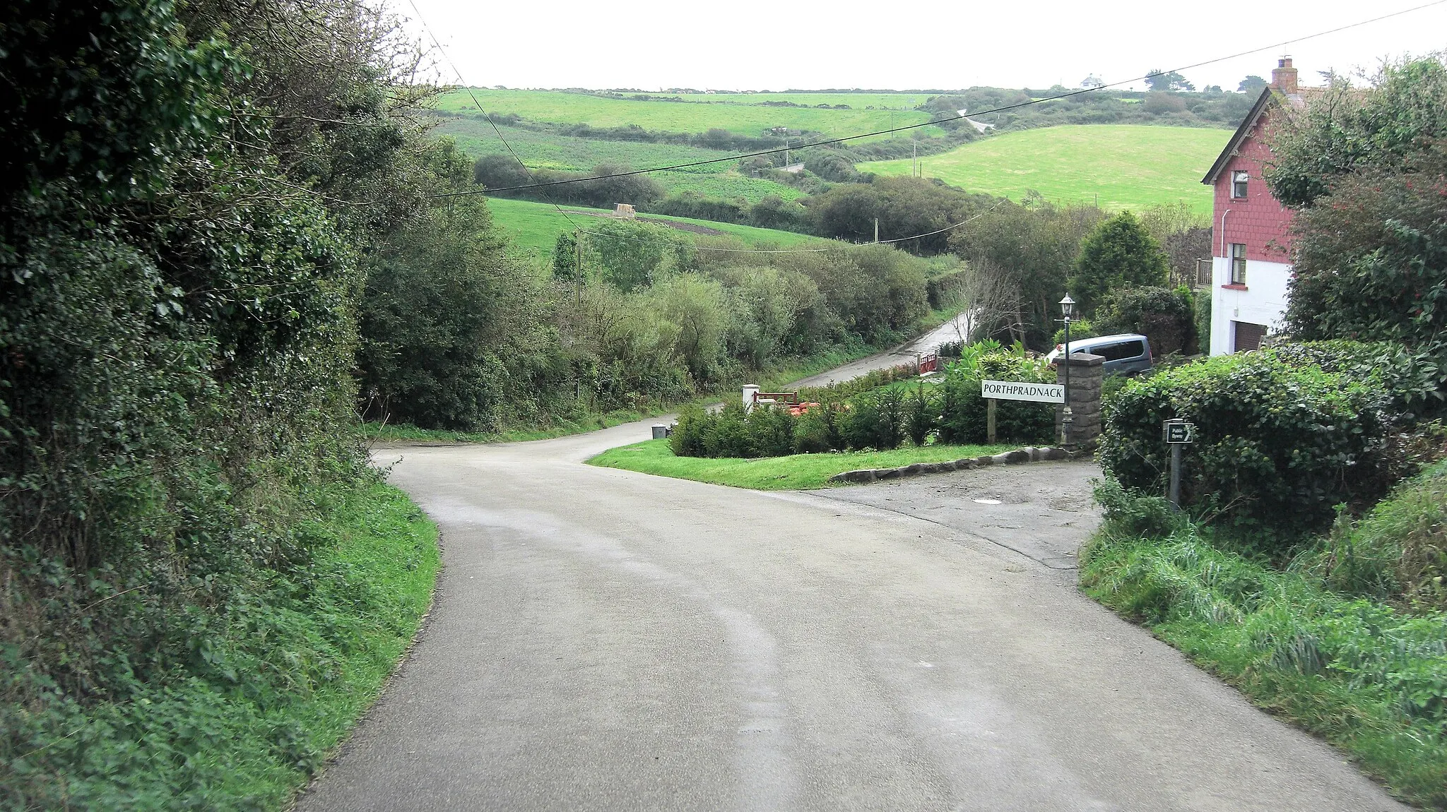 Photo showing: B3296 junction with Predannack Road