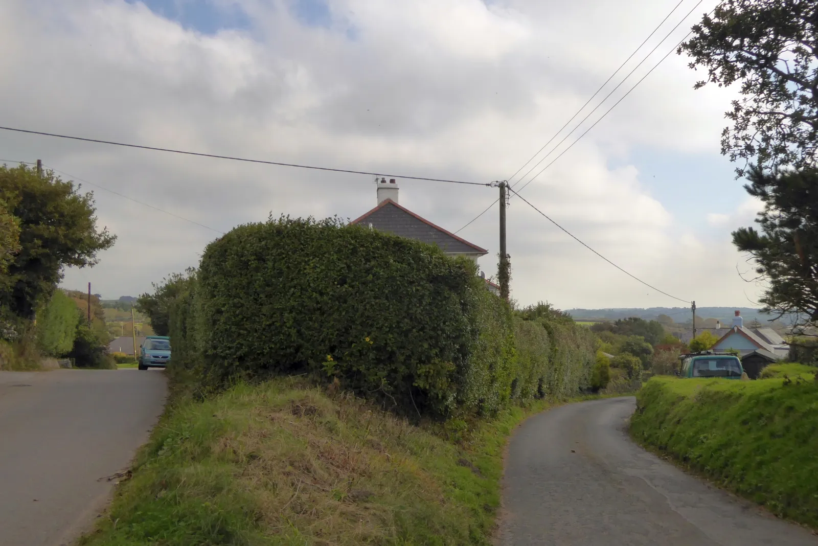 Photo showing: The high road and the low road at Brill