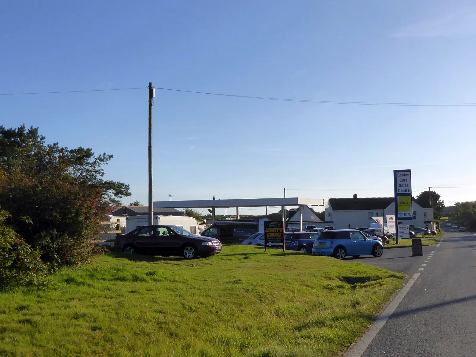 Photo showing: Car hire and sales by A394 in Trevenen