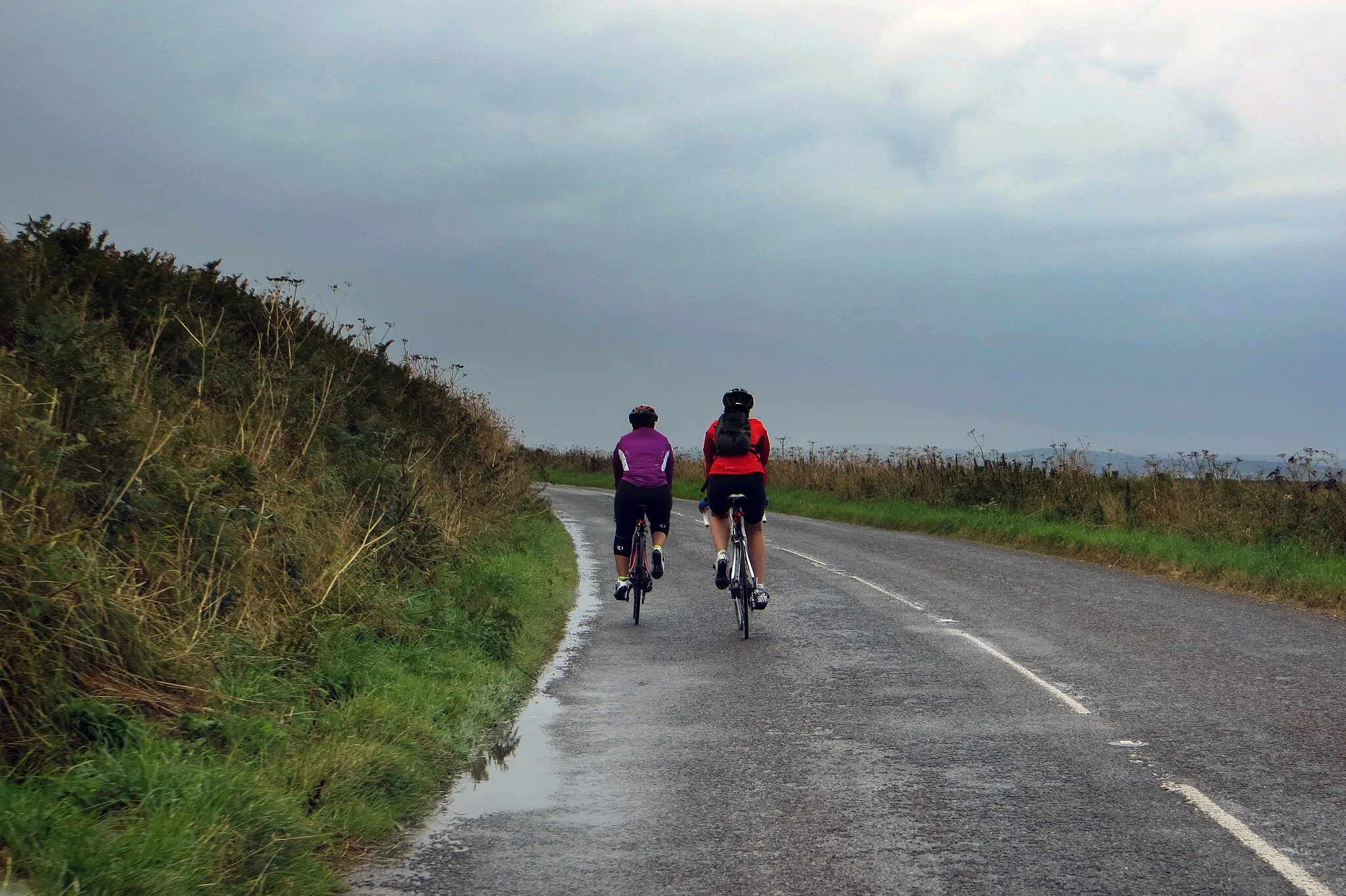Photo showing: A slightly damp cycle