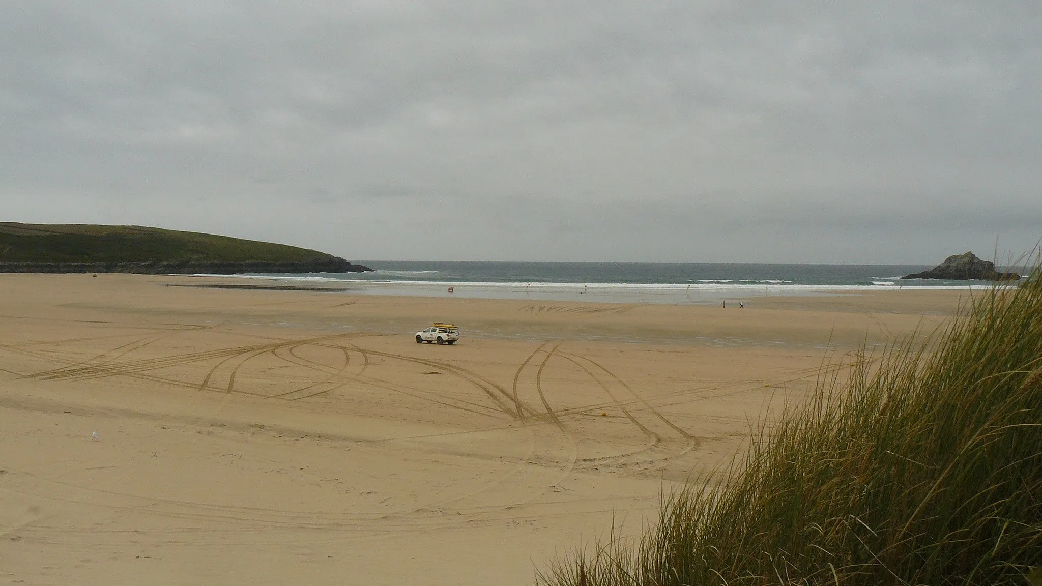 Photo showing: Crantock Bay Beach