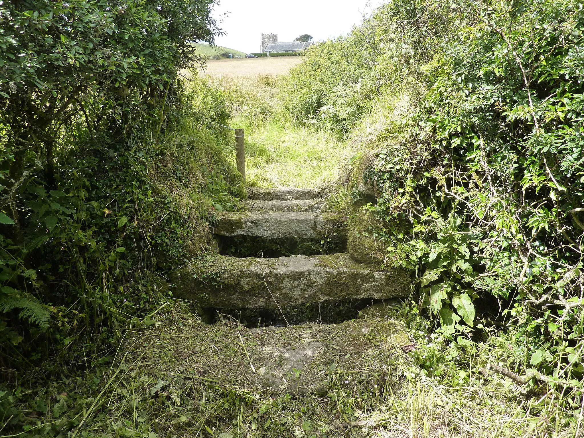 Photo showing: Big granite coffin stile.