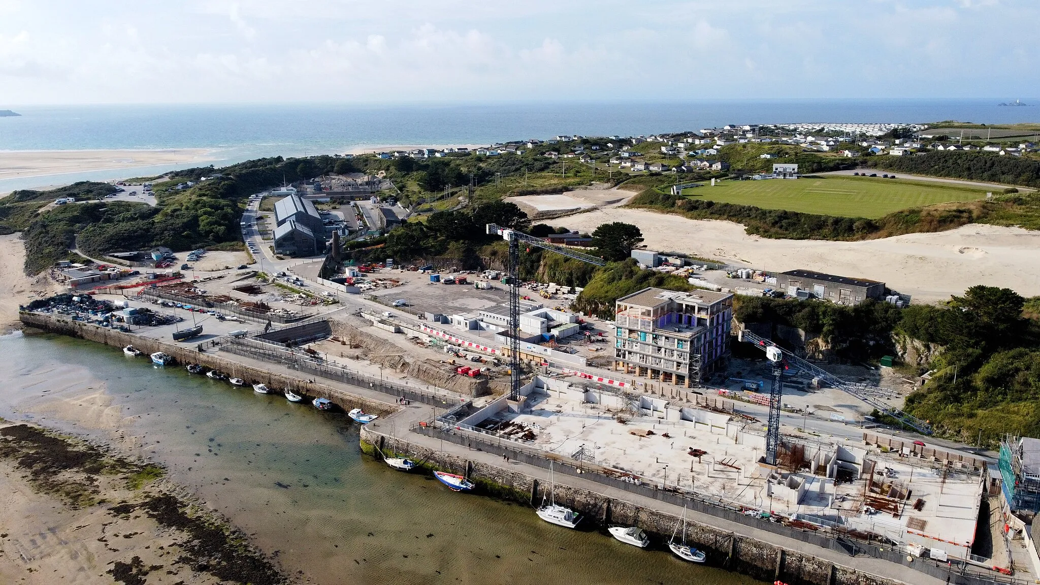 Photo showing: Hayle Harbour from air