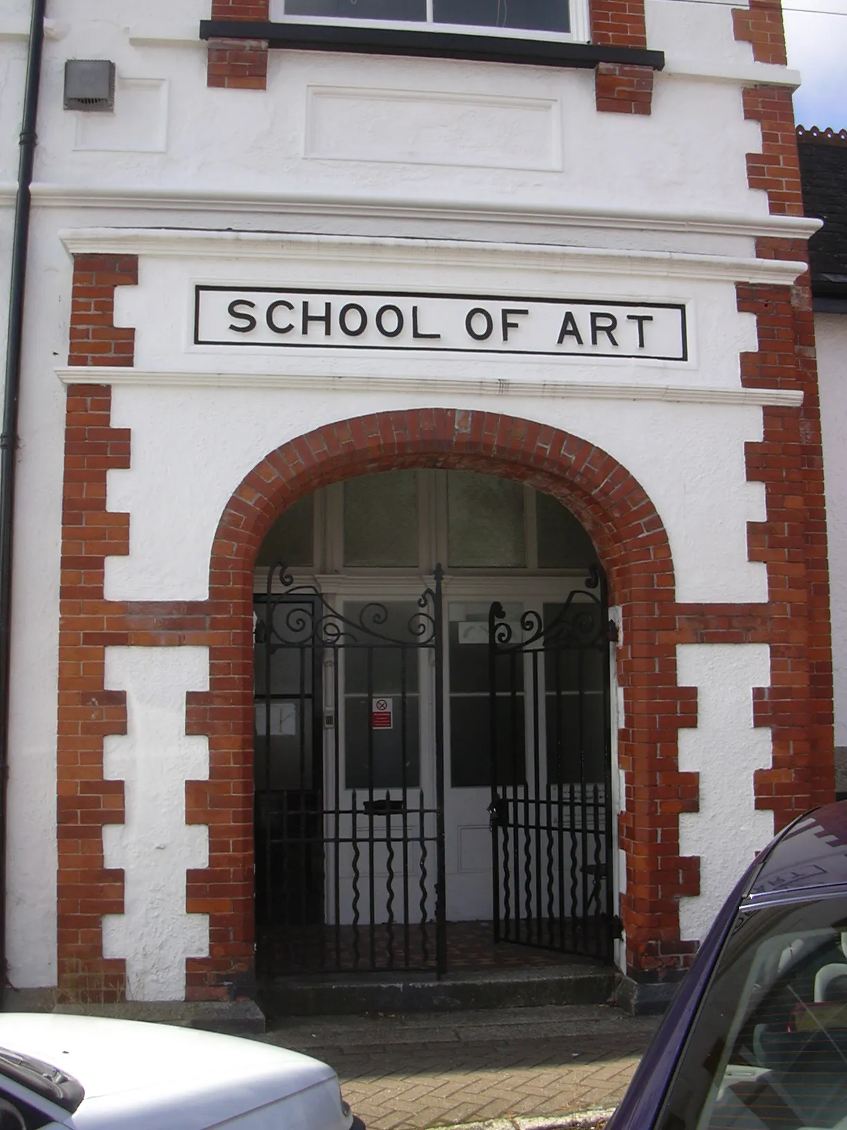 Photo showing: Falmouth School of Art Annexe, Arwenack Avenue, which today is home to MA Fine Art: Contemporary Practice.