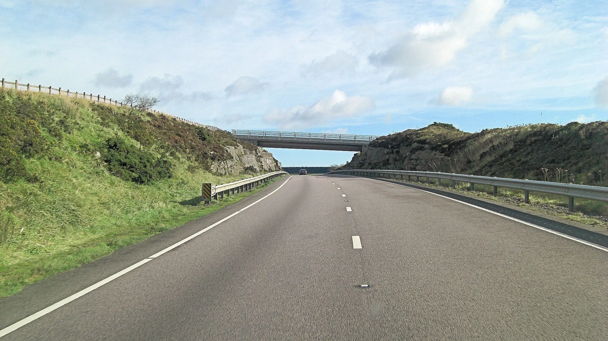 Photo showing: A30 footbridge leading to Brockabarrow Common