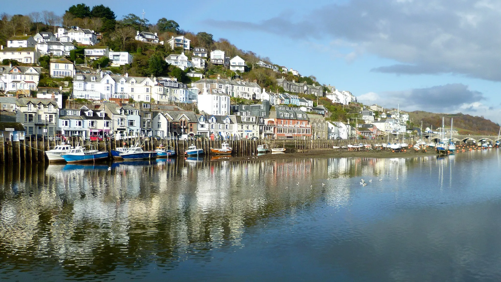 Photo showing: West Looe from East Looe across the East Looe River.
